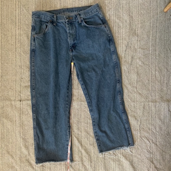 Vintage straight leg cut-off jeans - Picture 4 of 9